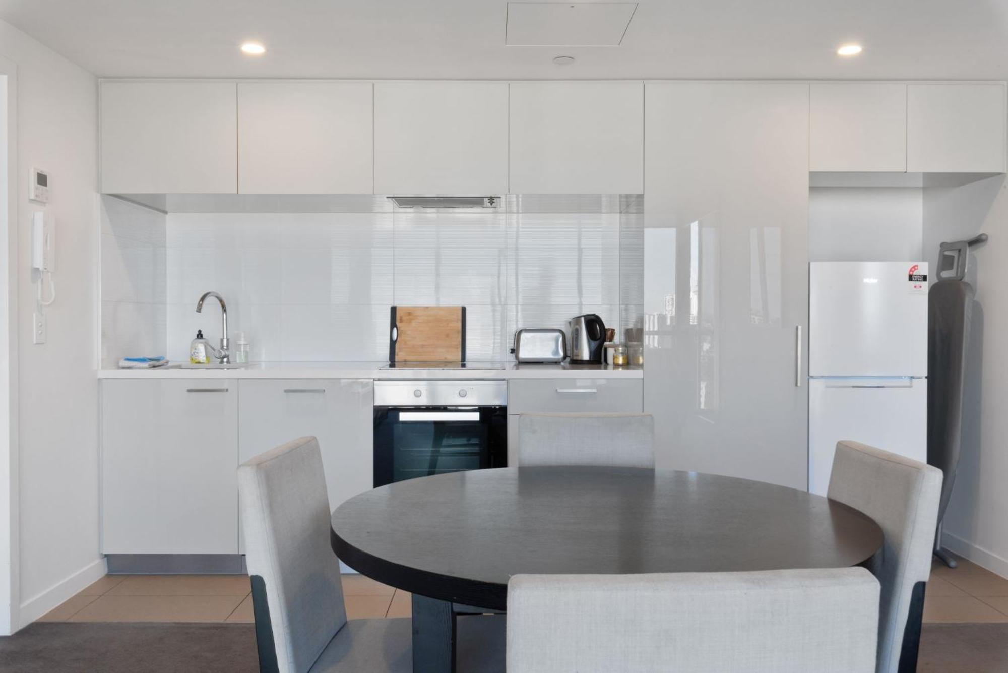 Hearty Milton Apartments Brisbane Exterior photo